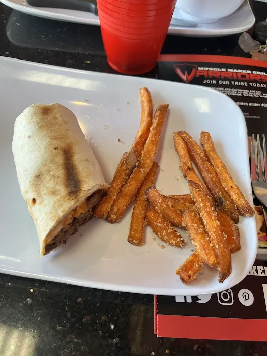 Muscle Maker Grill Picture 9