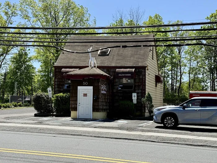 Hilltop Tavern Picture 4