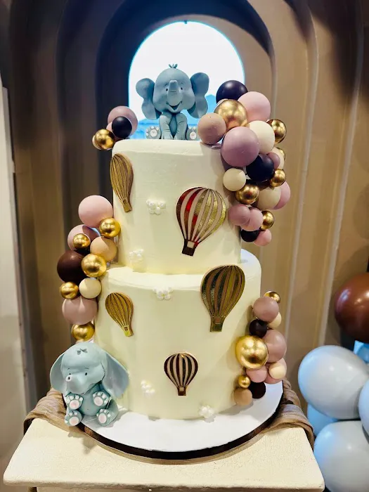 Cake Store Mommy Picture 2