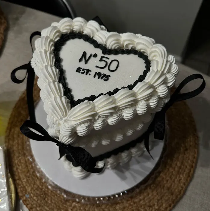 Cake Store Mommy Picture 9