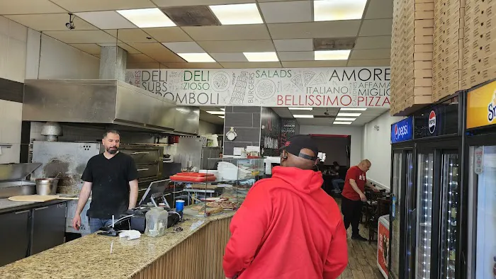 Wize Guys Pizzeria and Restaurant Picture 4
