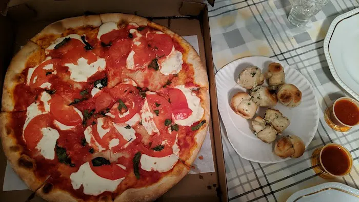 Wize Guys Pizzeria and Restaurant Picture 10