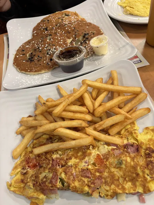 Foodies Diner Picture 7