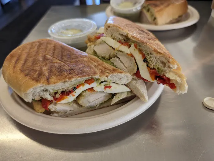 Sal's Good Eats Picture 7