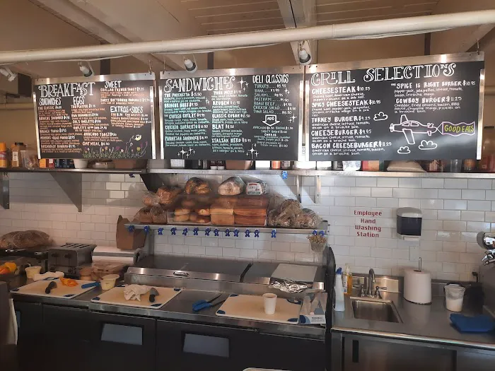 Sal's Good Eats Picture 2