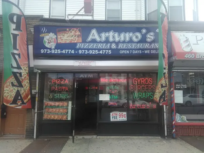 Arturo's Pizzeria & Restaurant Picture 2