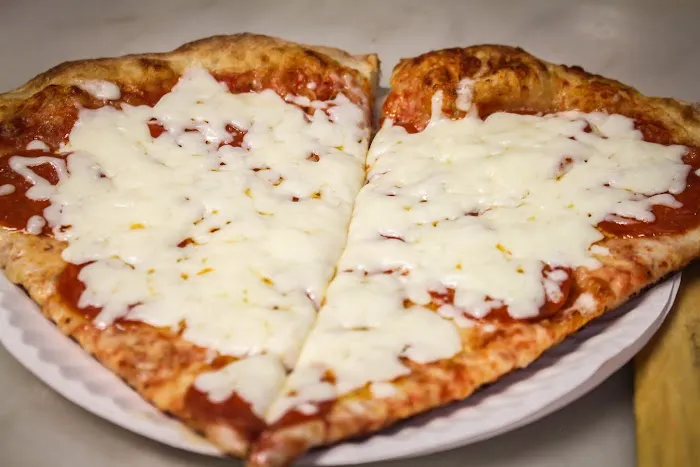 Arturo's Pizzeria & Restaurant Picture 6