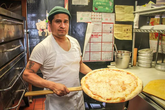 Arturo's Pizzeria & Restaurant Picture 1