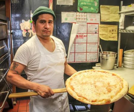 Arturo's Pizzeria & Restaurant