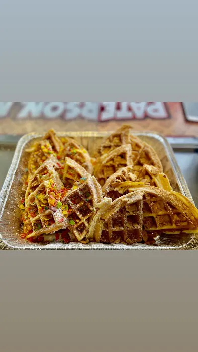Chicken and waffles on wheels Picture 4