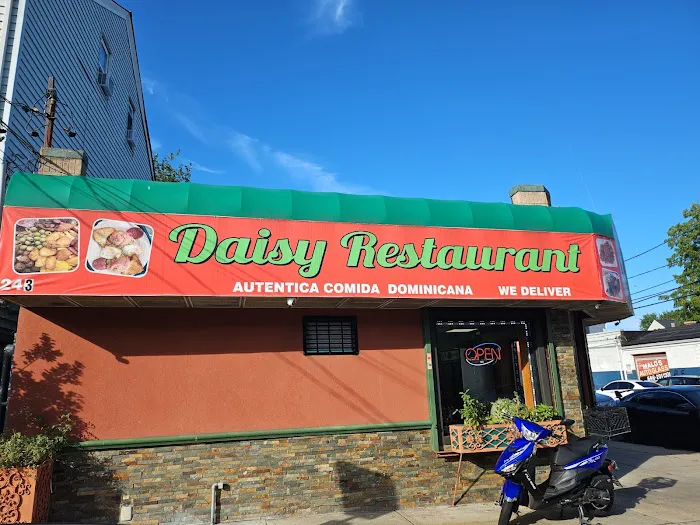 Daisy Restaurant Picture 5