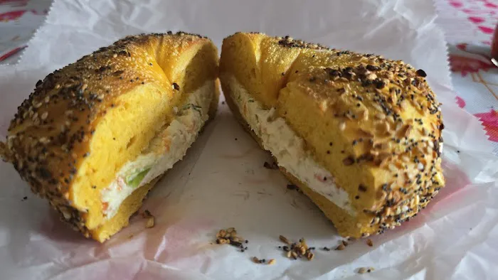 The Bagel House Picture 3