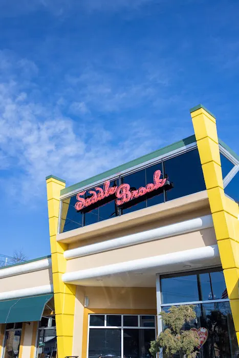 Saddle Brook Diner Picture 2