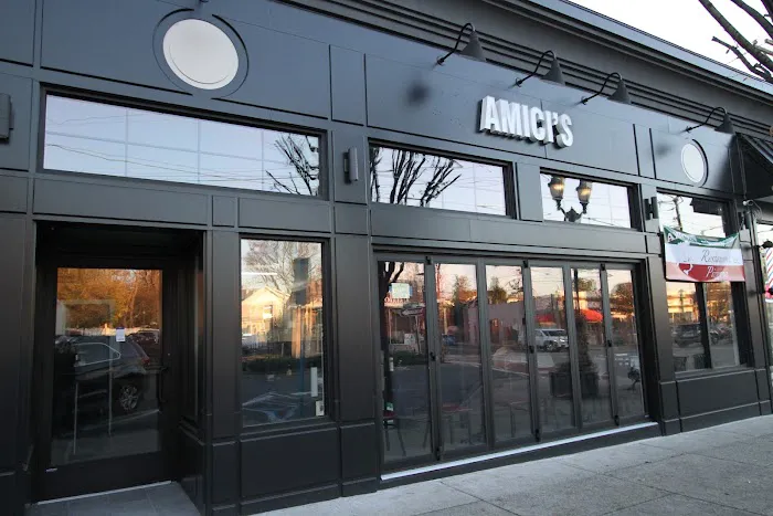 Amici's Restaurant Picture 8