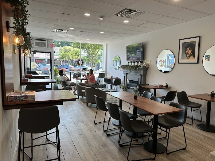 Uptown Coffee Co. Picture 9