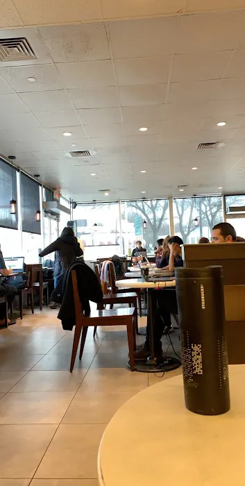 Starbucks Picture 10