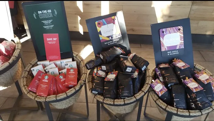 Starbucks Picture 6