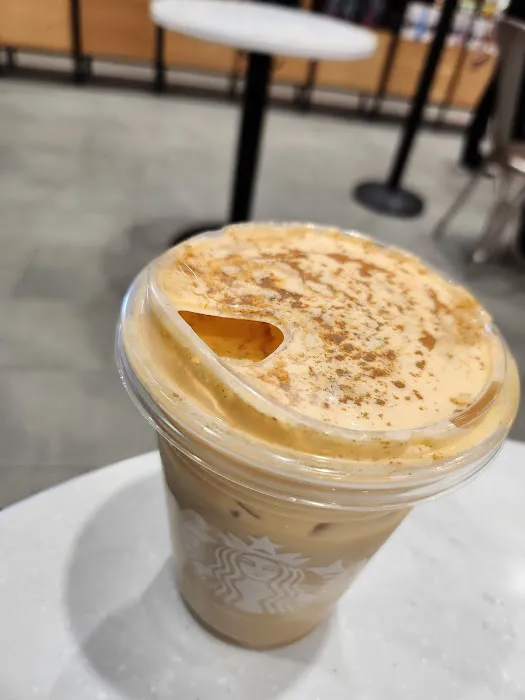 Starbucks Picture 4