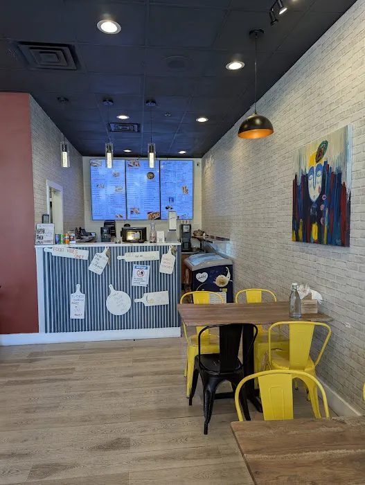 Honest Restaurant Picture 1