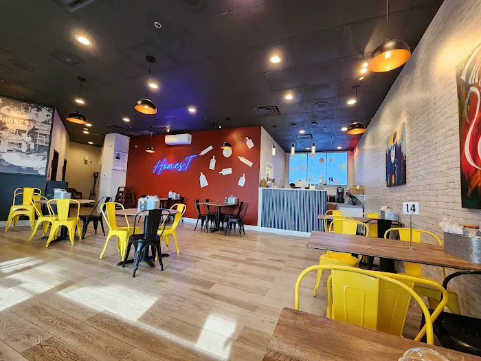 Honest Restaurant Picture 7
