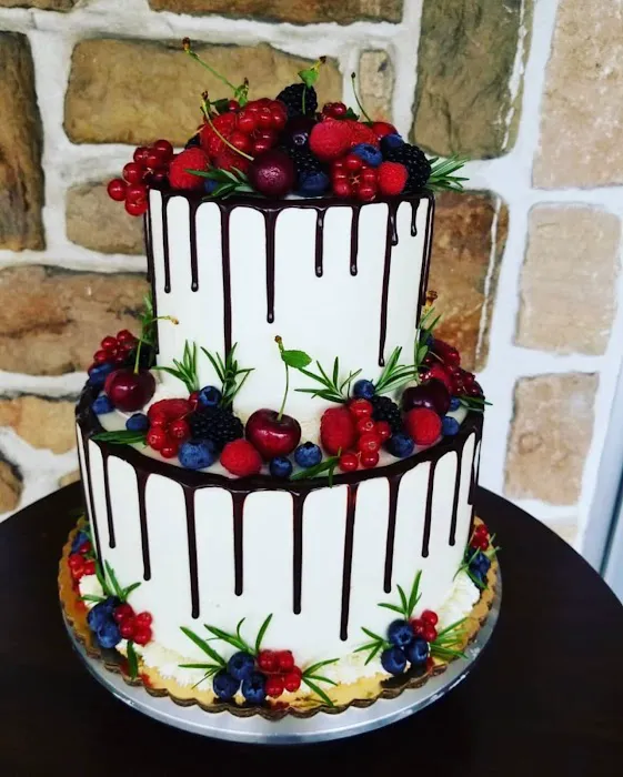 TWO LADIES BAKERY NORTH Picture 6