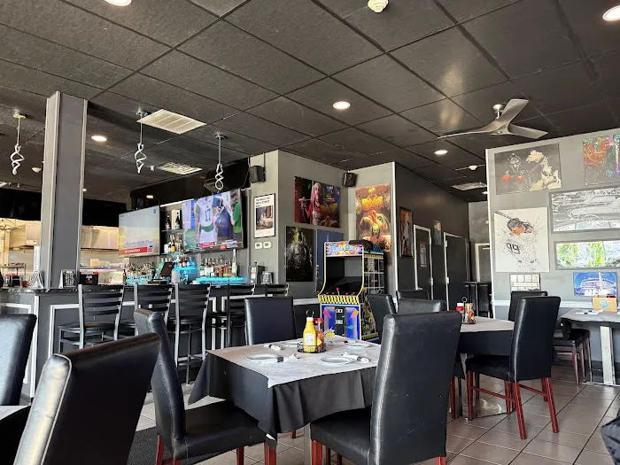 Fat Bastard and Son's Restaurant Picture 2