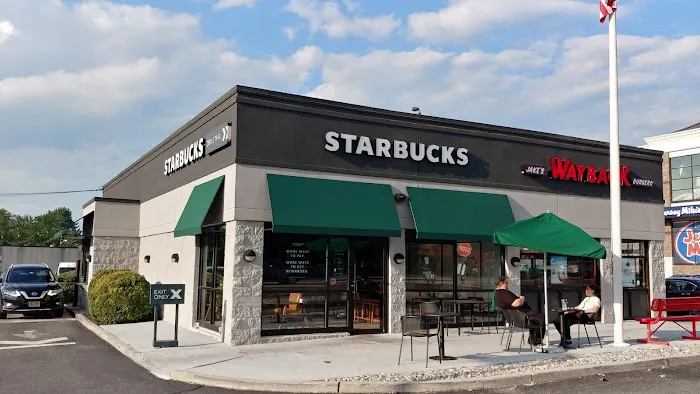 Starbucks Picture 5