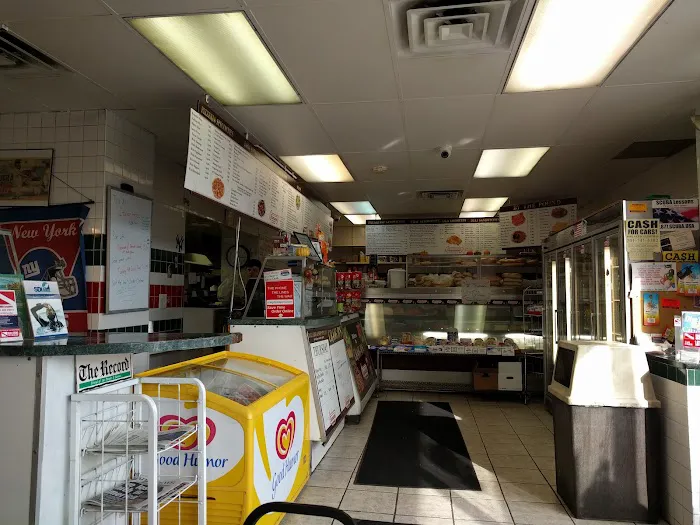 Craig D's Deli & Pizza Picture 1