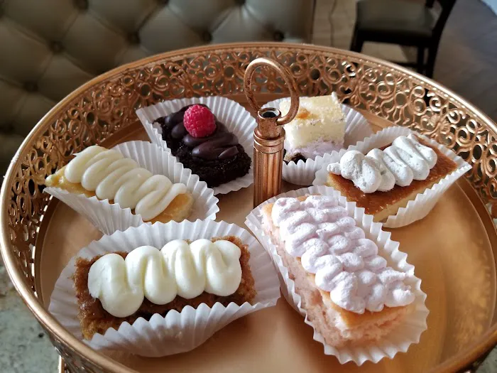 Palermo Custom Cakes & Bakery Picture 4