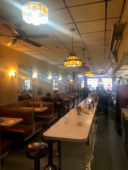 Charlie's Restaurant Picture 9