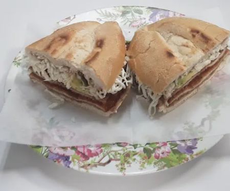 Cariños Deli & Grocery