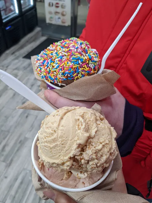 Carvel Picture 8