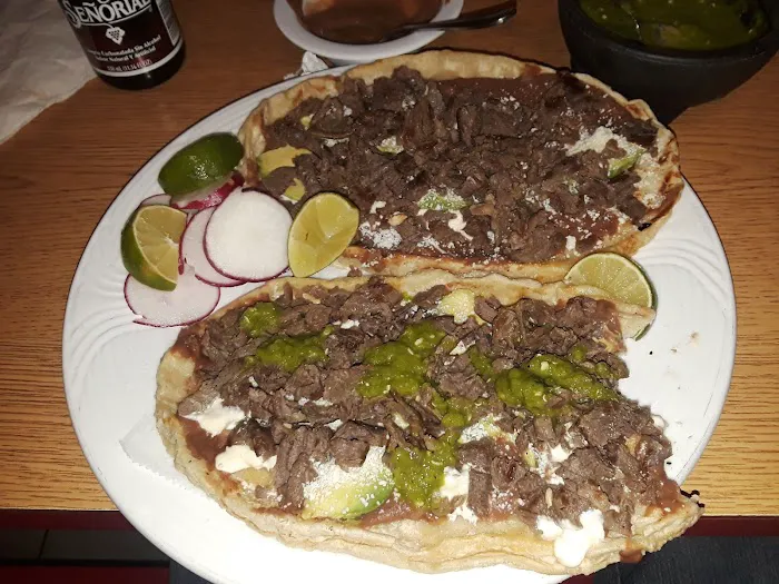 Xochitl Tortillería Mexicana y Pizzería Picture 2
