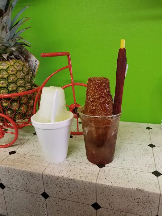 Piñas Locas Poblanas Juice Bar Yasmin & Sisters Picture 3