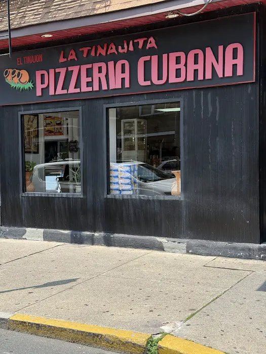 La Tinajita Pizzeria Cubana Picture 1