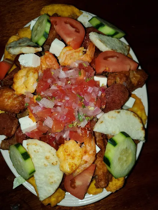 Los Compadres Lounge Picture 10