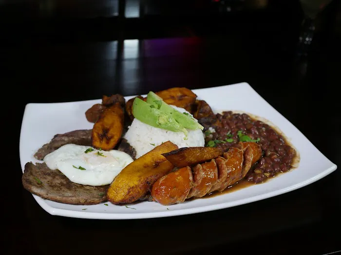 La Pupusa Loca Picture 4