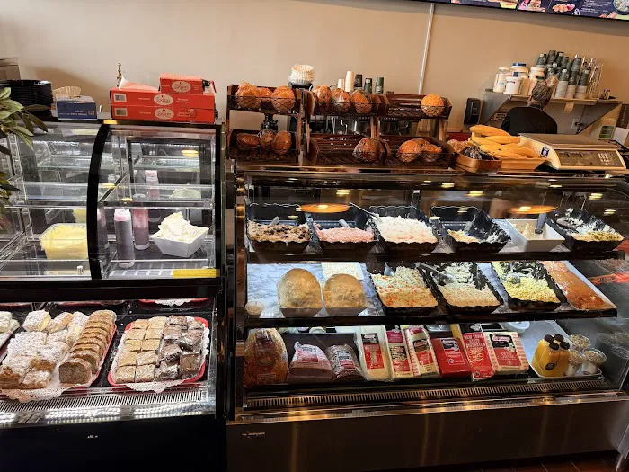 Metropolitan Cafe & Bagels Picture 6