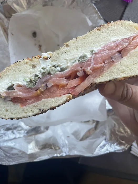 Metropolitan Cafe & Bagels Picture 5