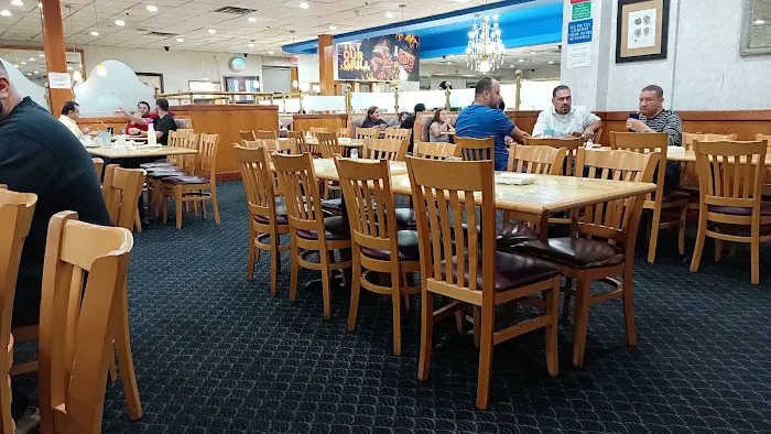 Boulevard Buffet Picture 3