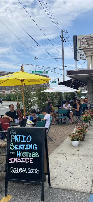 Boulevard Diner Picture 10