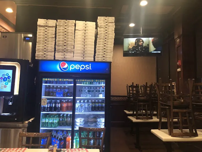 Roma Pizzeria Picture 5