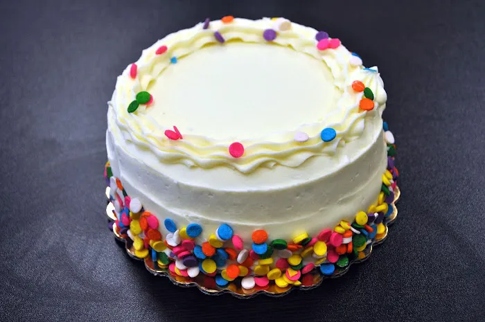 Leonard Novelty Bakery Picture 4