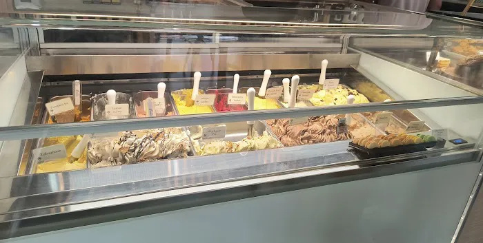 Vico Gelato & Caffé Picture 8