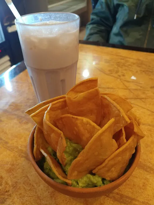 Alfaro's Restaurant 🇸🇻 Picture 6