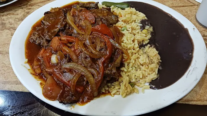 Alfaro's Restaurant 🇸🇻 Picture 9