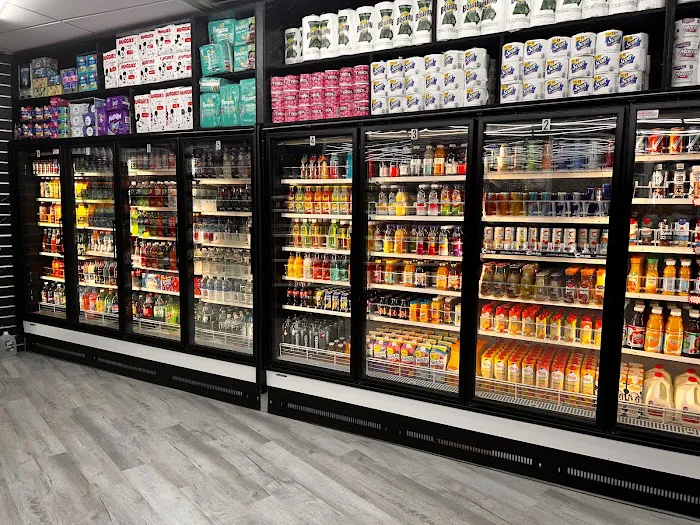 LIBERTY CONVENIENCE & DELI Picture 6