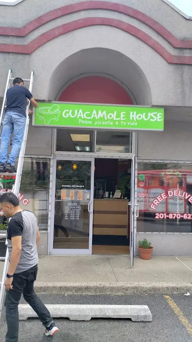 Guacamole House Picture 9