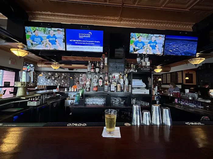 The Heights Bar & Grill Picture 1