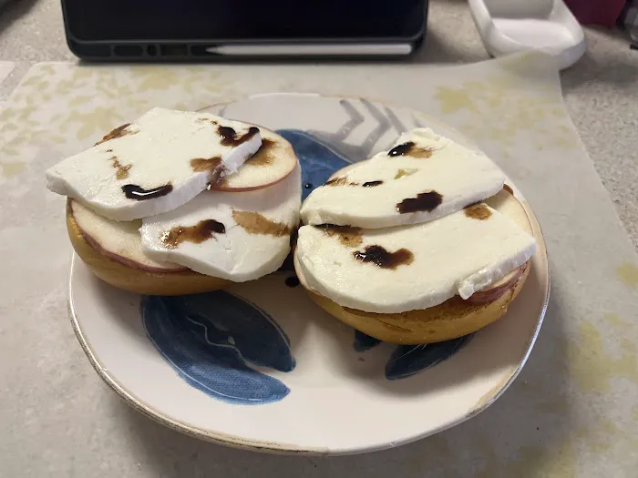 Anthony's Bagel Brunch Picture 3